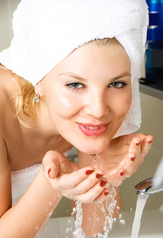 99%的女人都不知道的正确洗脸步骤