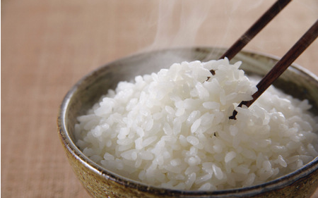 蒸米饭经常犯误3个错误  教你一招能让米饭更好吃