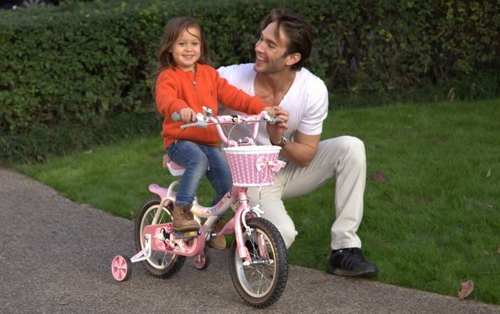 56健康教父母如何选购儿童自行车