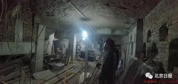 打洞5年偷挖出地下2层 北京“最牛违建”业主被刑拘
