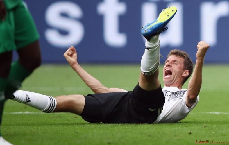 穆勒：现在的德国比四年前更强，目标世界杯冠军_蓝雪梨国际足球新闻