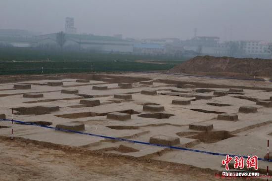 专家：在距今5000年前后黄河长江流域已进入文明阶段
