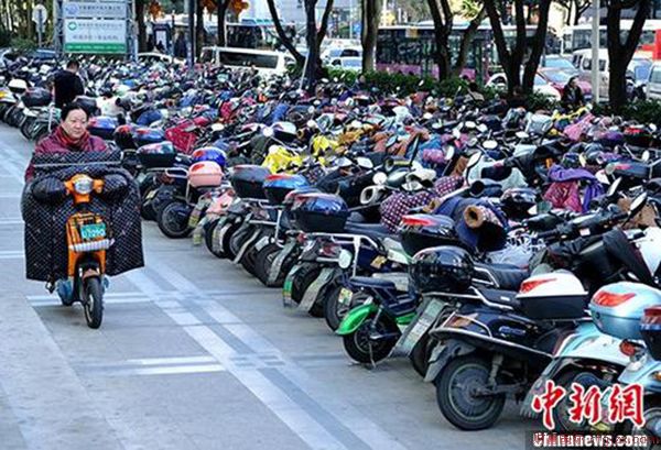北京今后拟禁售违规轻便摩托车和超标电动自行车