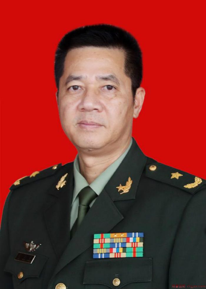蔡永中少将任解放军驻香港部队政治委员