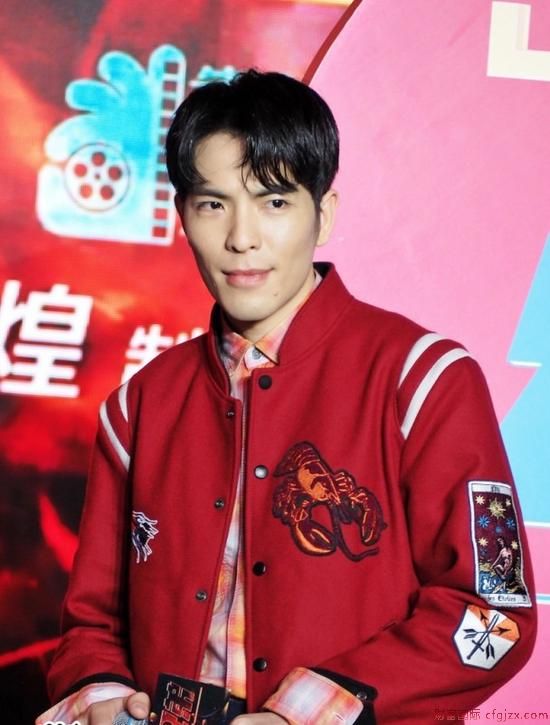 王棠云产后开启晒娃模式 自曝想看萧敬腾演唱会