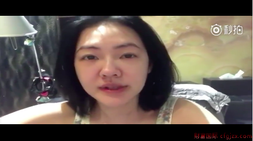 小S素颜安利改善双下巴的方法 网友直呼受到惊吓