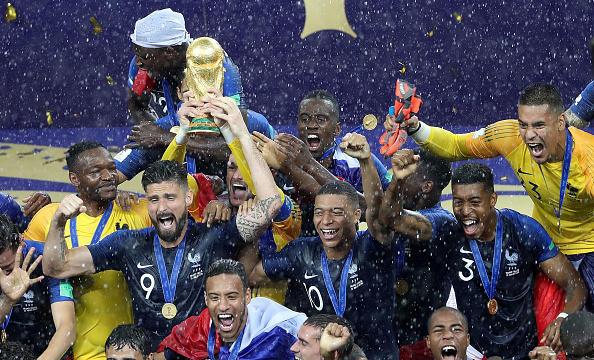 亚博体育：鼎力神杯花落法兰西其实不希奇？法国队夺冠后还重年夜收成！