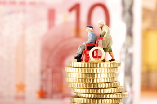 商业养老保险金是由谁领取？