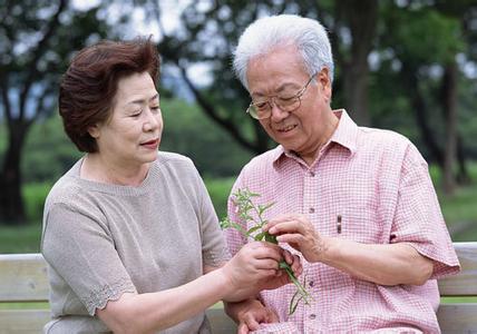 买个人养老保险 要考虑缴费方式和保费金额