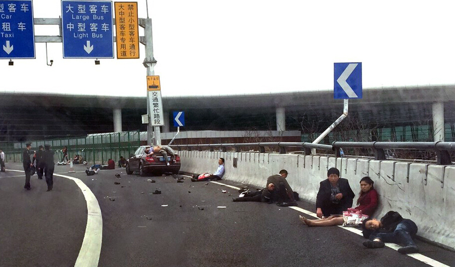 90后女司机深圳机场失控撞人 已致9死23伤