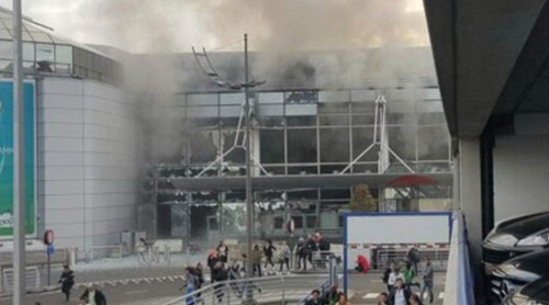 比利时机场连环爆炸 爆炸突发如何逃生 如何选择保险很重要