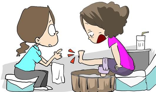 黑痣癌变成恶性瘤惊呆众人 足疗保健还不如癌症保险