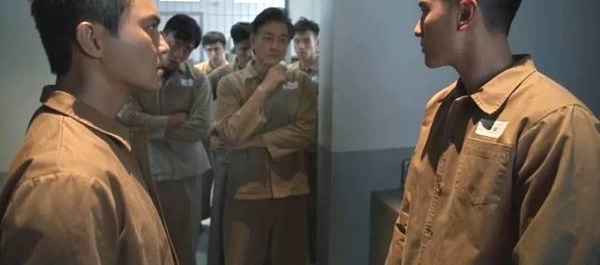 《蚀日风暴》里“药剂师”这段剧情很加分，TVB旧将功不可没！