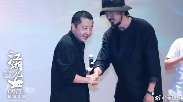 华谊新电影明日全国上映，王传君到场助阵，还发表了50字的观后感