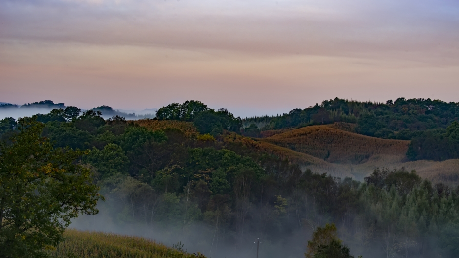 唯美的山村桌面风景壁纸