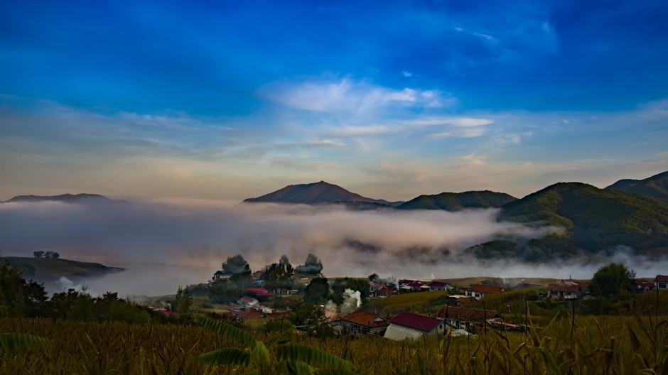 唯美的山村桌面风景壁纸