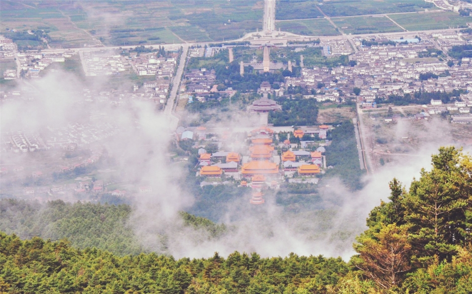 俯瞰中华秀丽江山云层叠嶂风景图片壁纸
