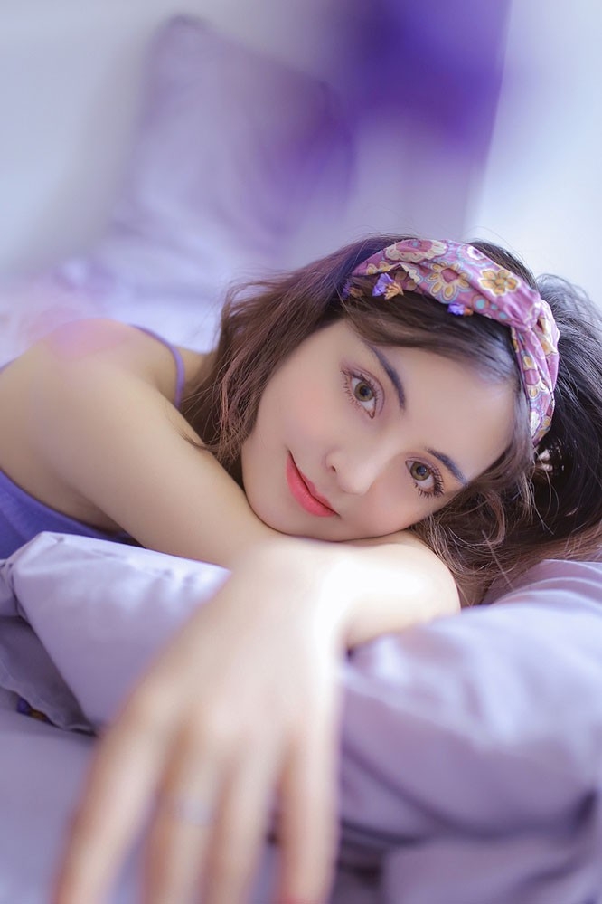 高颜值长腿美女丰乳翘臀性感写真