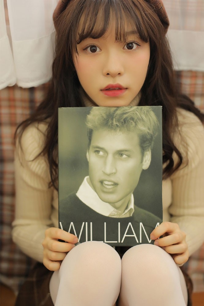  麻辣美女教师文艺眼镜优雅气质迷人写真图片