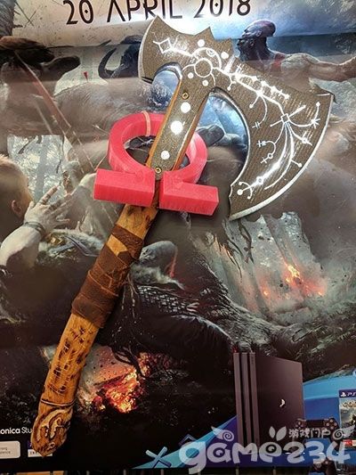 帅到哭！手工帝制作《战神》新作奎爷战斧