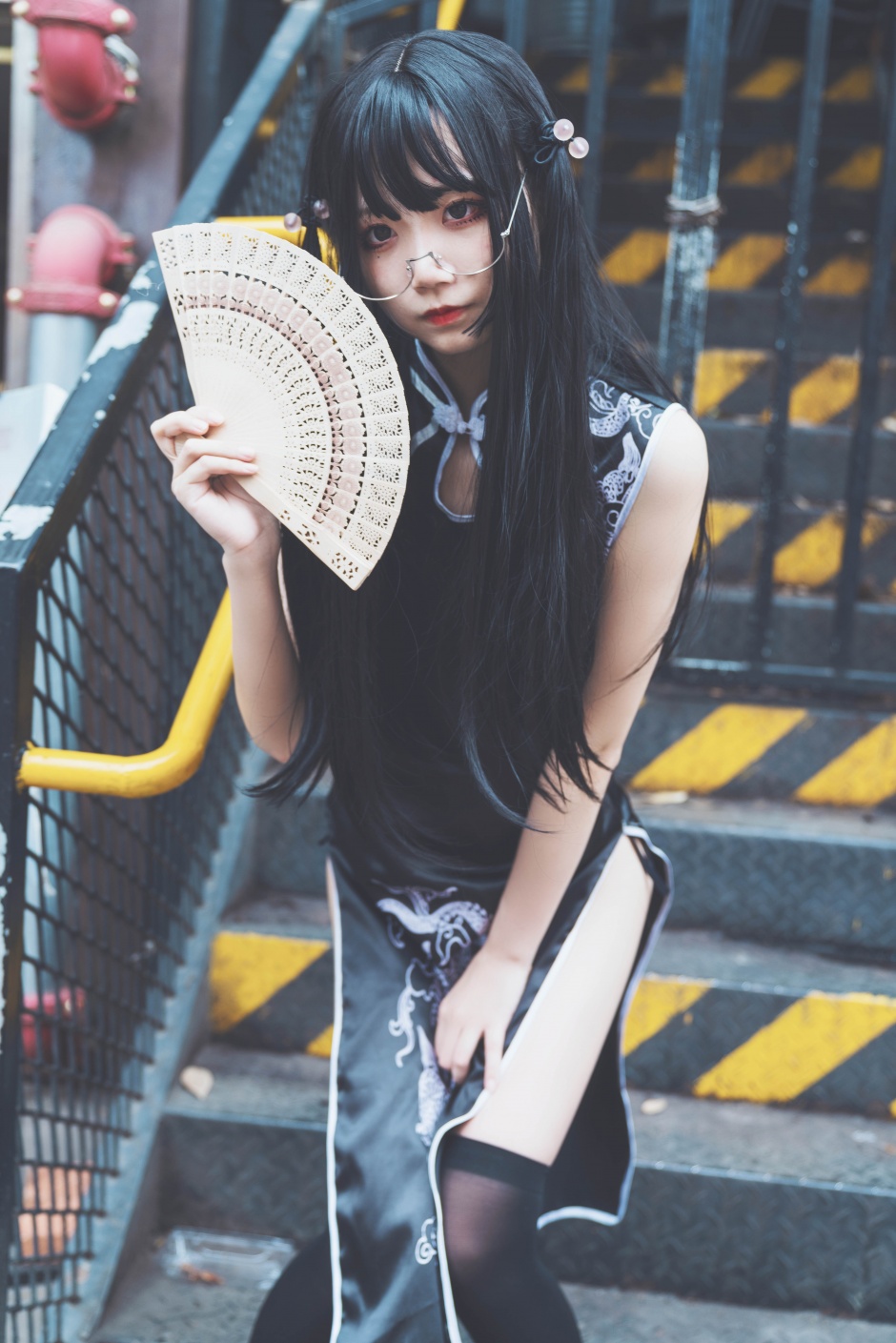 中国童颜美女赵小米Kitty户外人体艺术写真