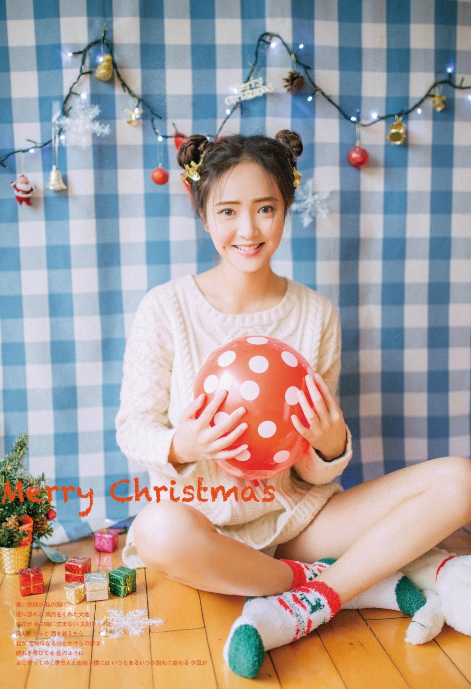 纹身美女美乳肥臀圣诞节夜晚性感人体艺照摄影