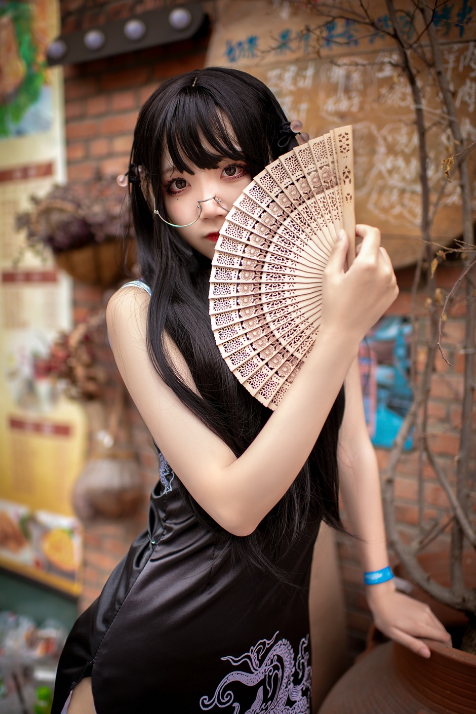 中国童颜美女赵小米Kitty户外人体艺术写真