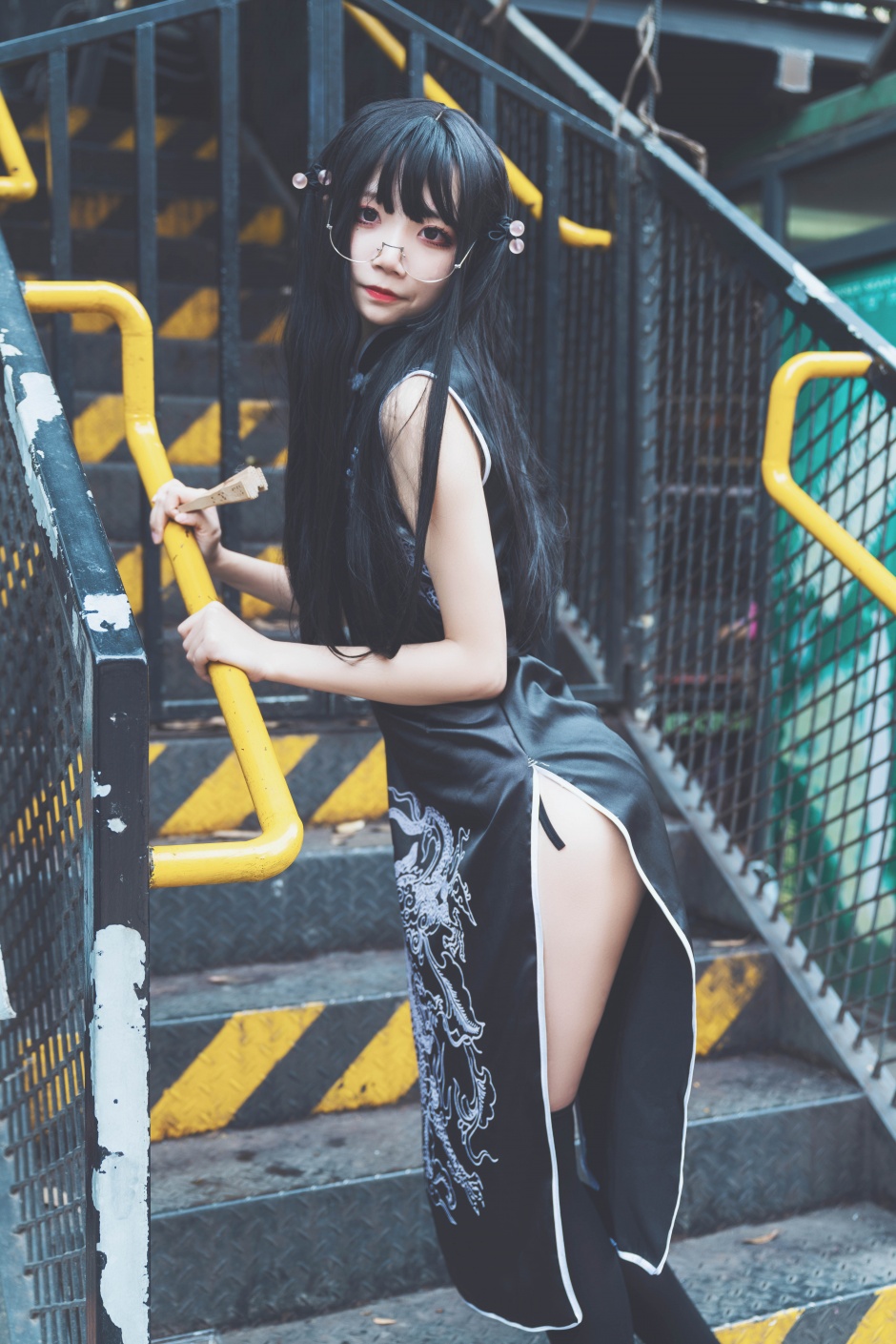 中国童颜美女赵小米Kitty户外人体艺术写真