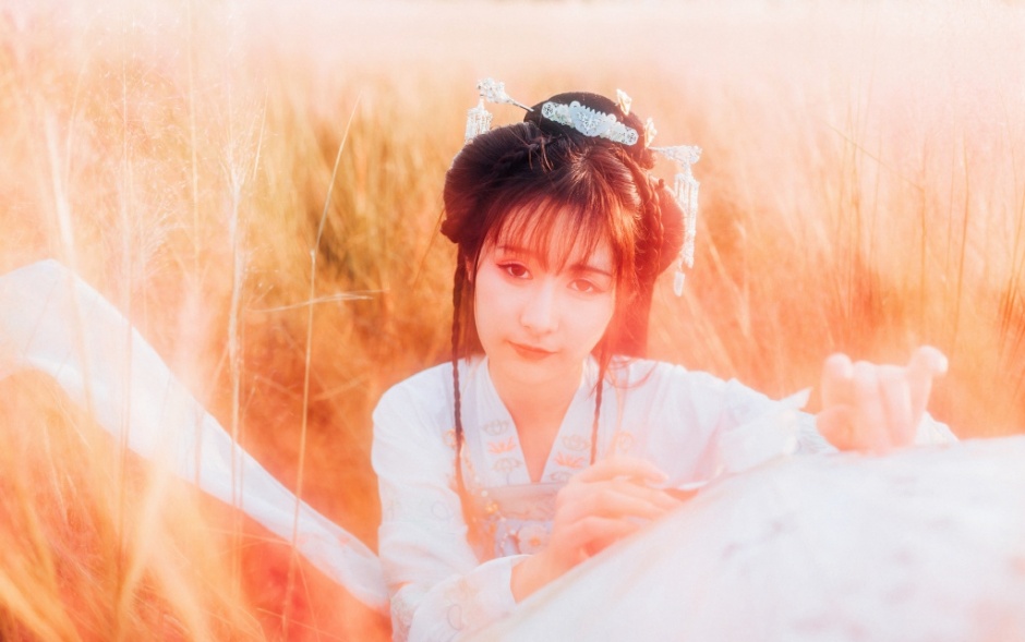 性感车模之人体彩绘图片
