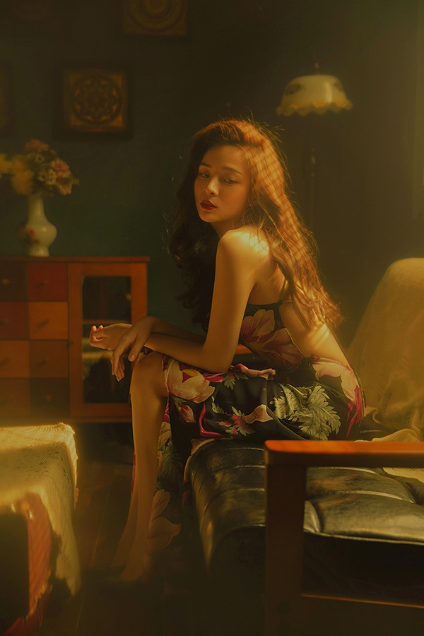 美女七喜泥土意境人体艺术图片欣赏