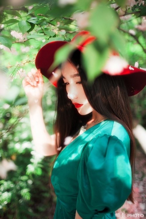 刚小希诱惑逼真人体艺术高清写真