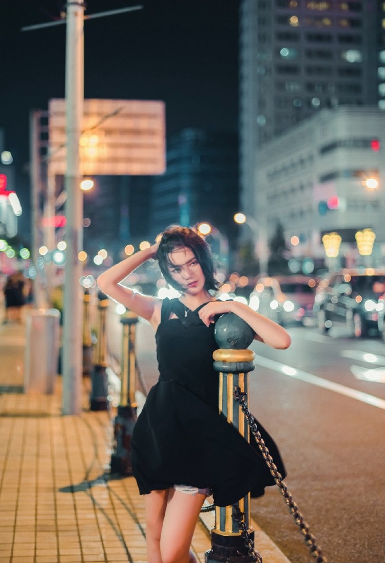 欧美性感美女朦胧人体艺术写真