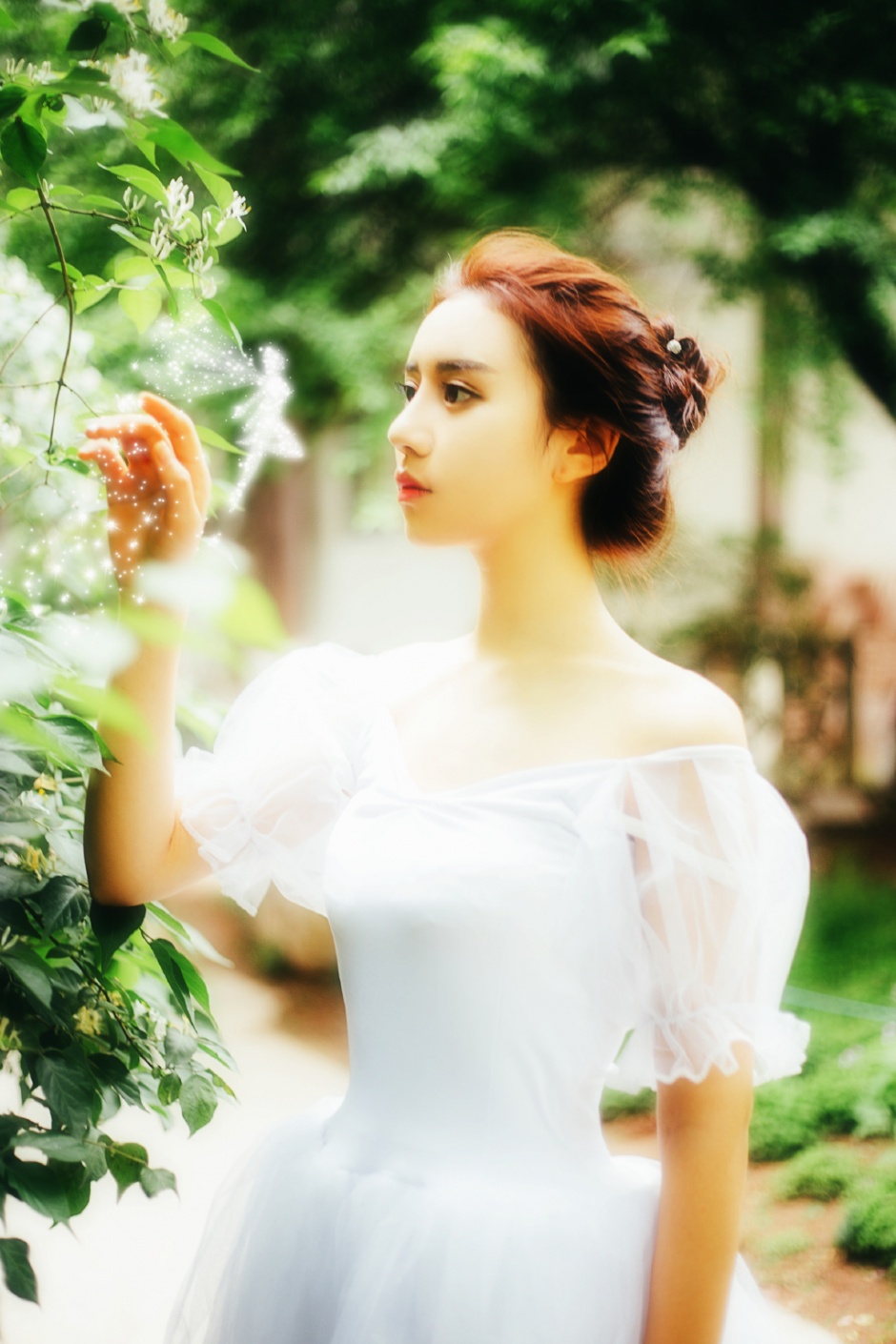 中国性感女神许诺Sabrina穿黑丝袜人体艺术图