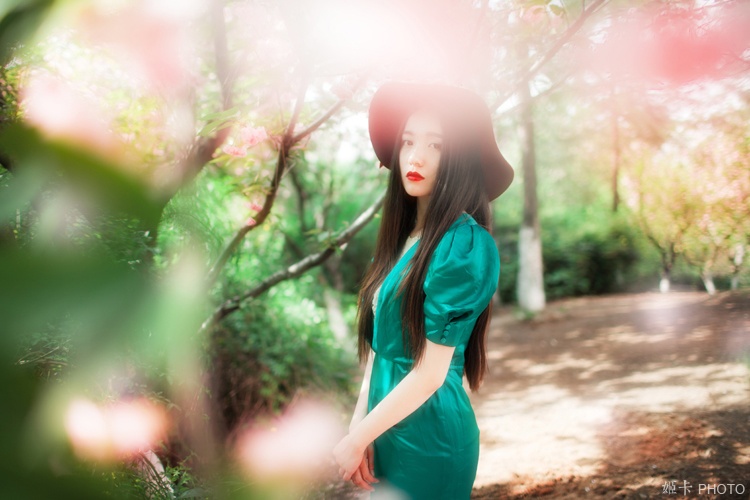 刚小希诱惑逼真人体艺术高清写真