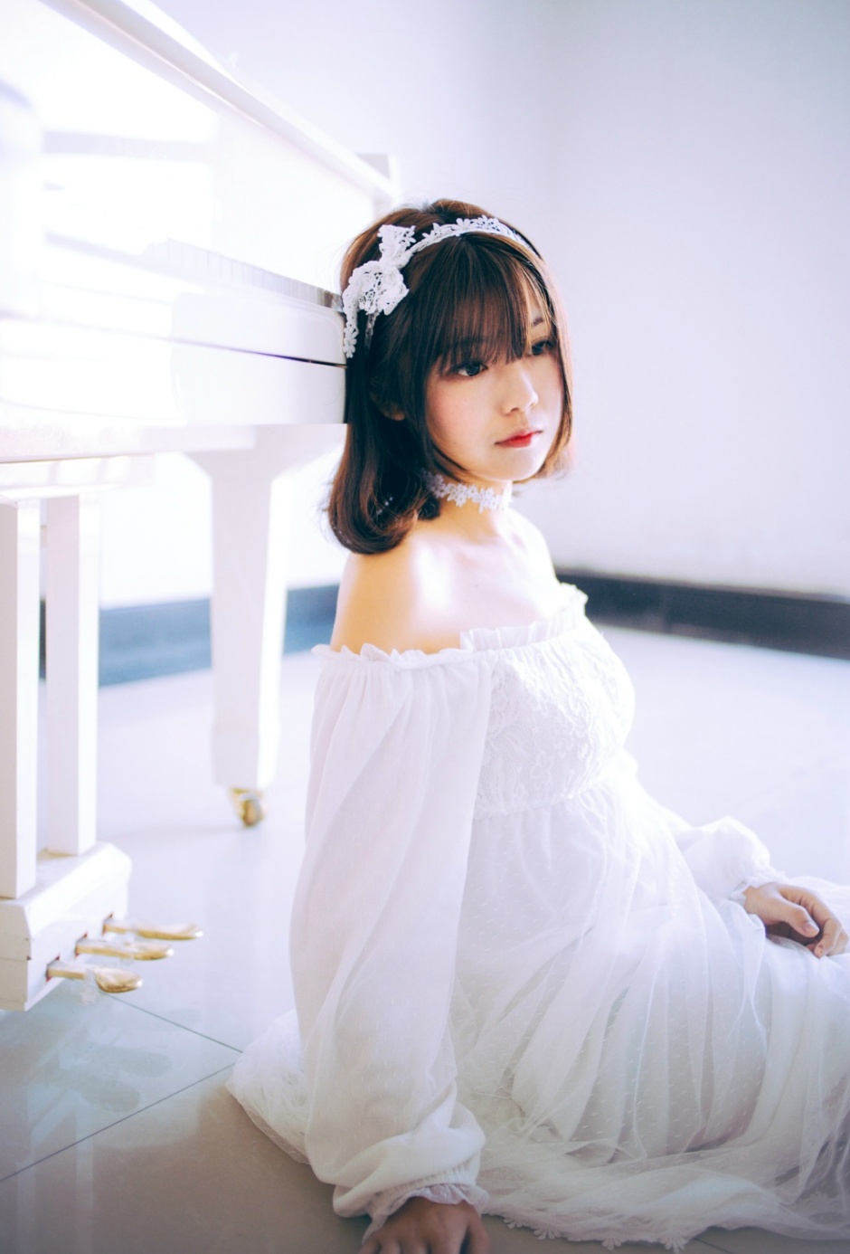 美女Toro羽住肥臀性感人体写真