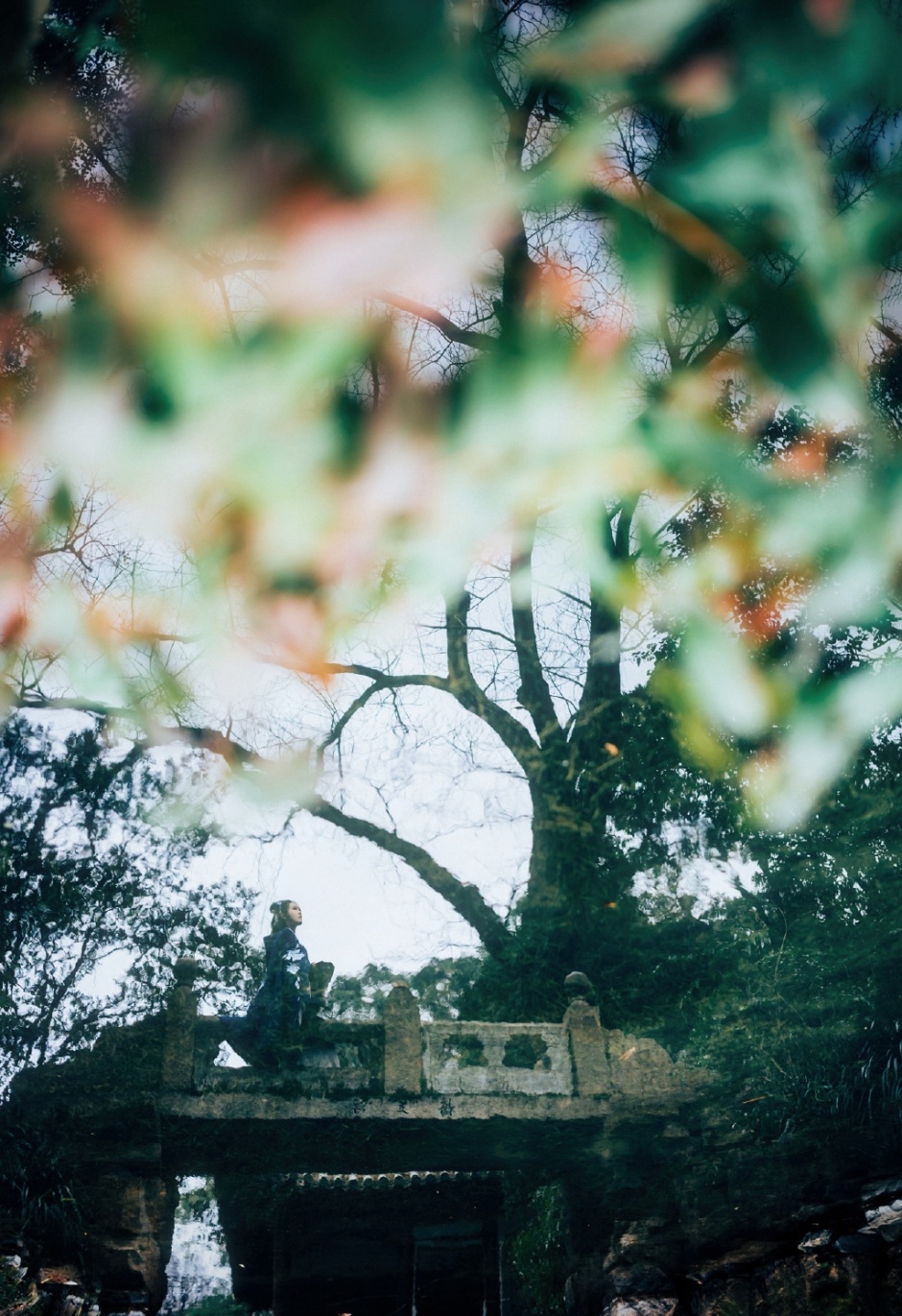 网络红人李凯诗人体艺术摄影图片