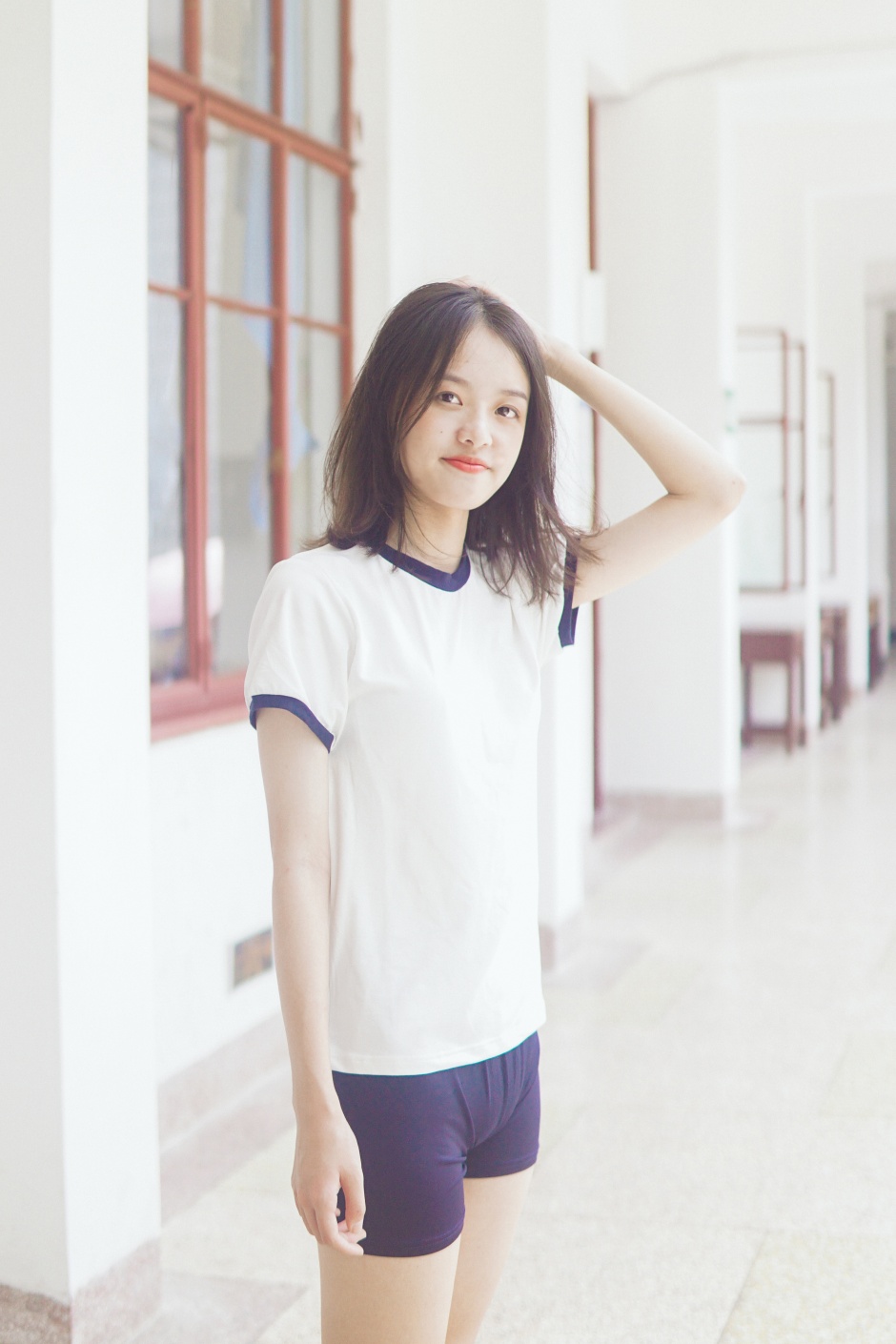 绝色尤物美女佯光顶级性感人体艺术图