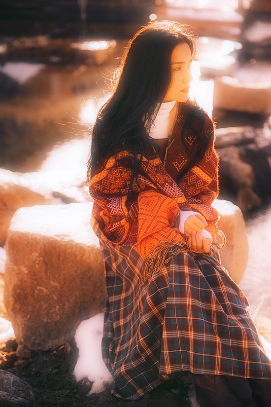 足球宝贝性感人体彩绘迷人写真照