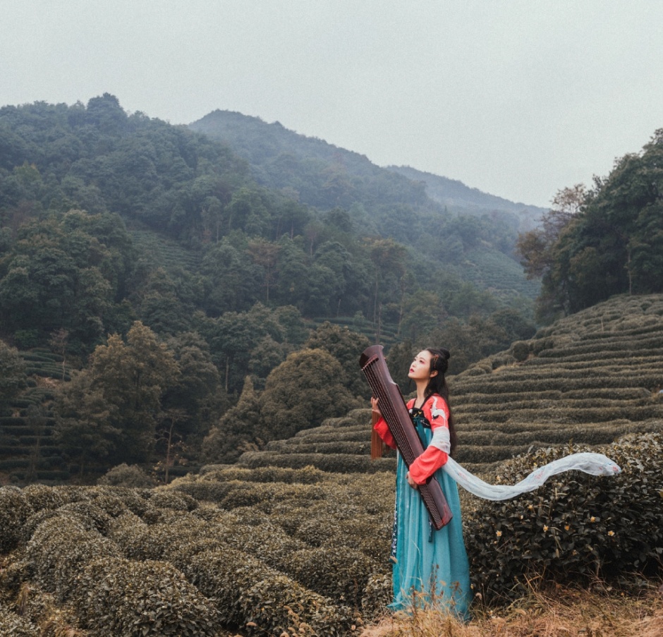 美女曾梓茵人体艺术摄影图片