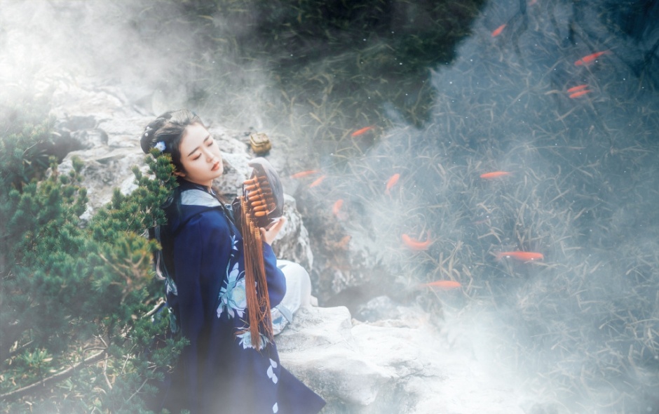 网络红人李凯诗人体艺术摄影图片