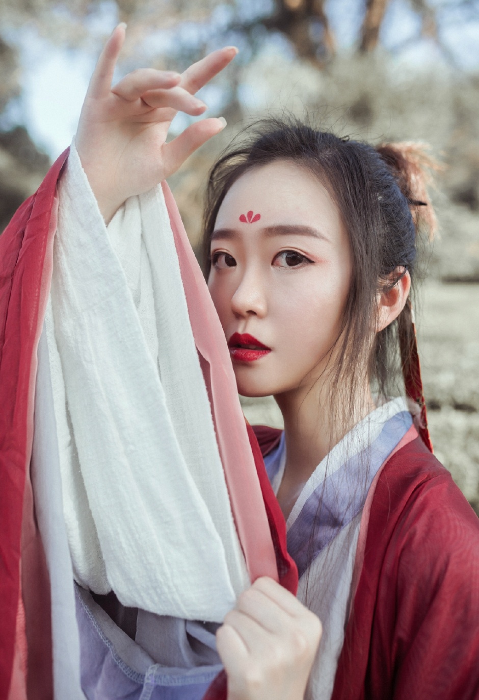 充满力量的人体艺术写真