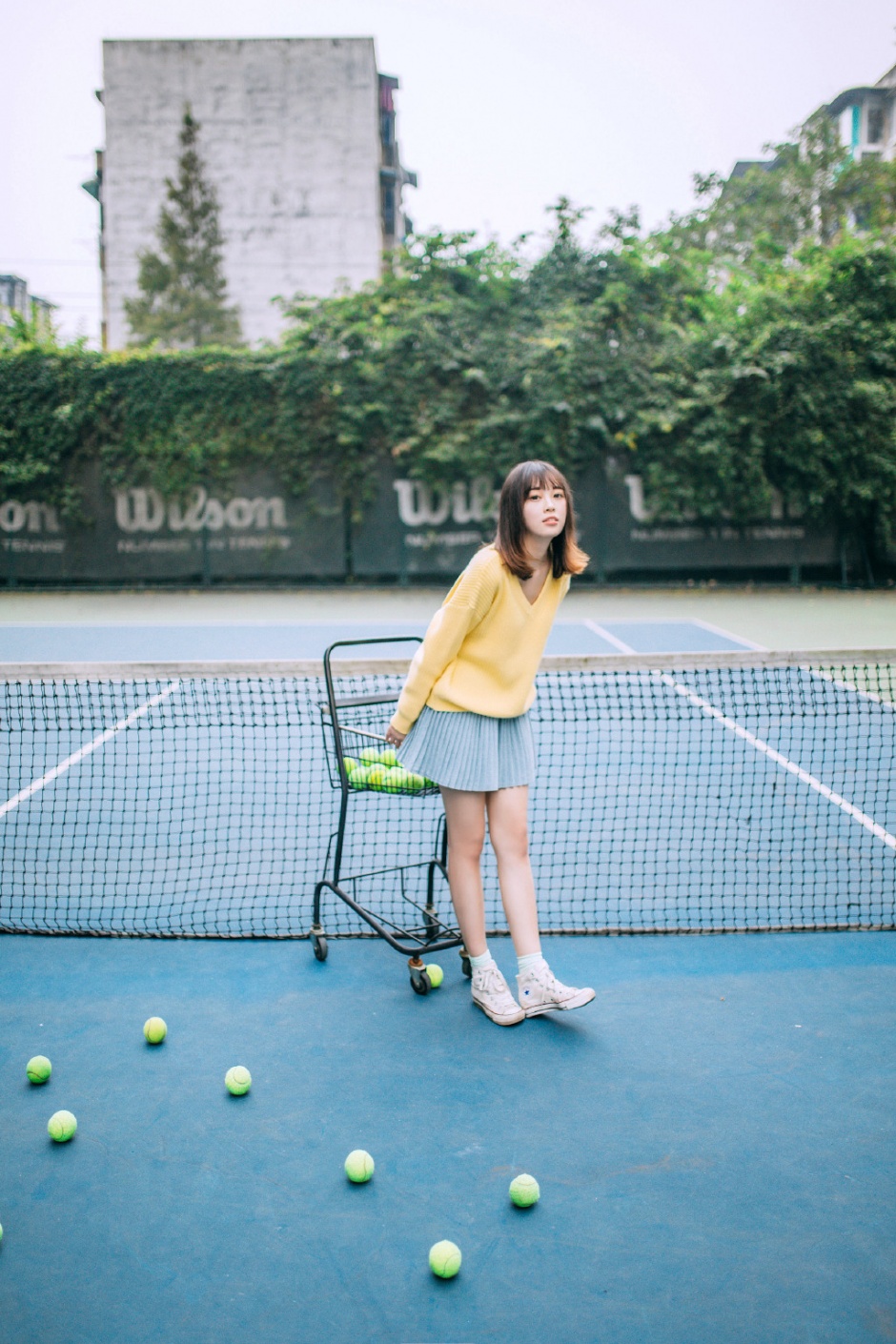 中国性感女神许诺Sabrina穿黑丝袜人体艺术图