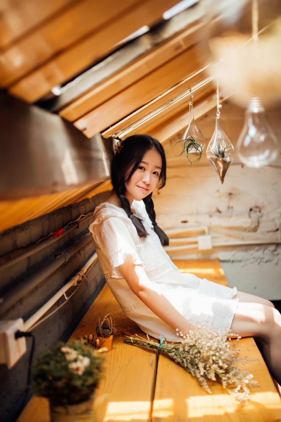 性感翘臀美女王乔恩Abby室内人体艺术欣赏