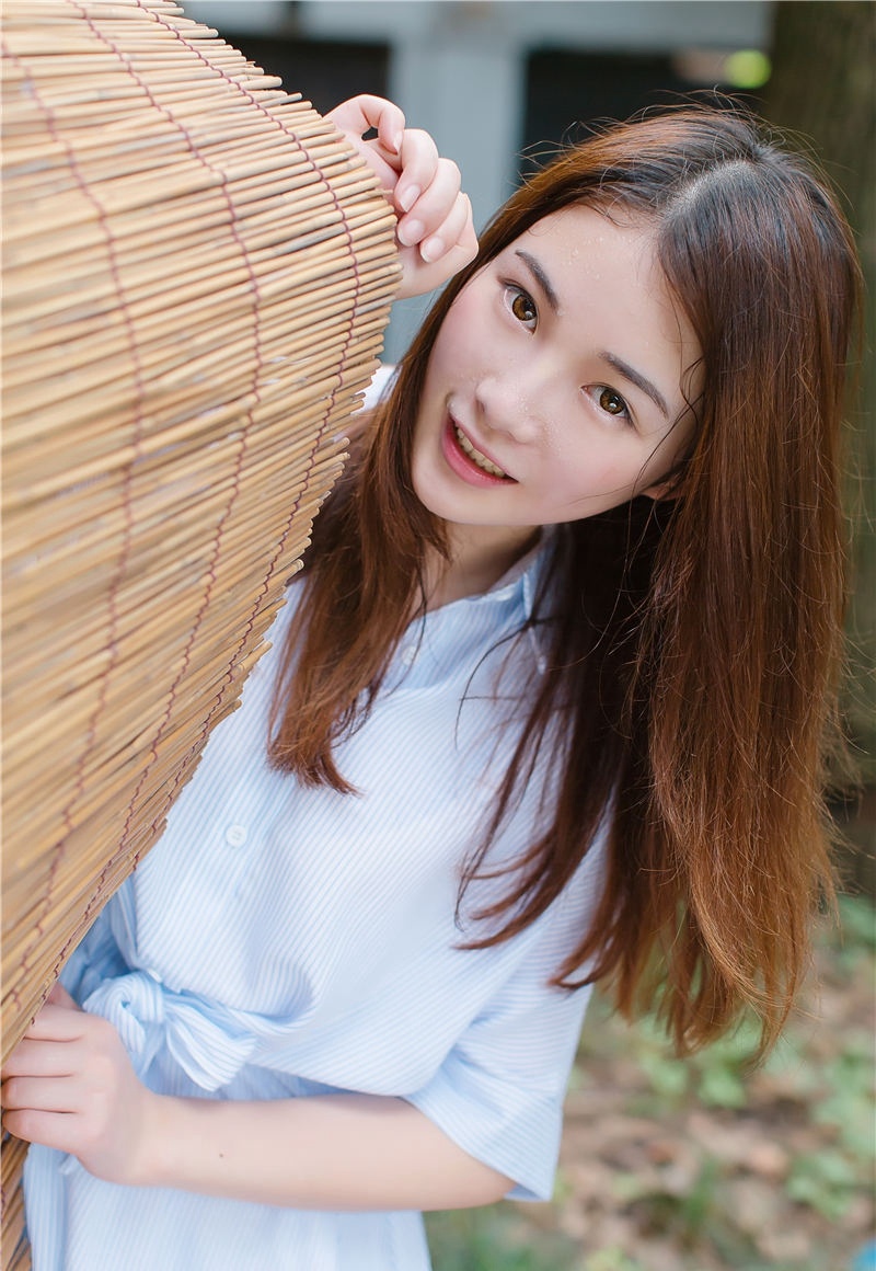 白嫩美女李梦婷性感私房人体艺术照