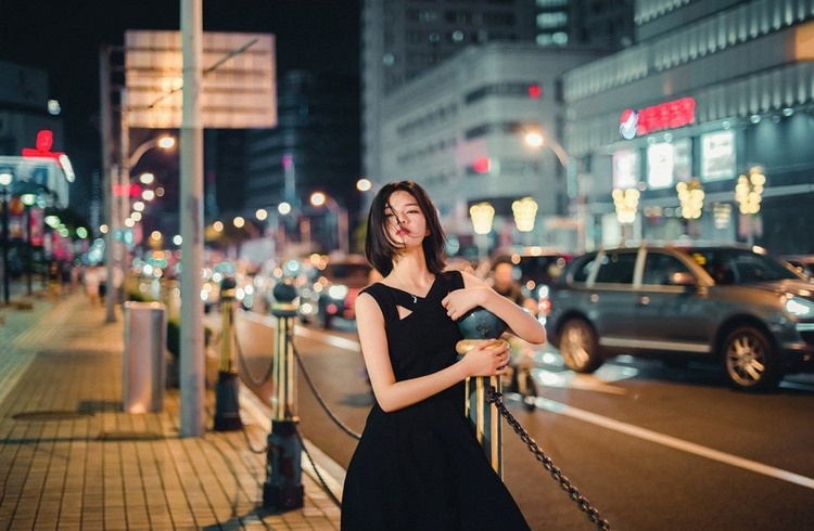 欧美性感美女朦胧人体艺术写真