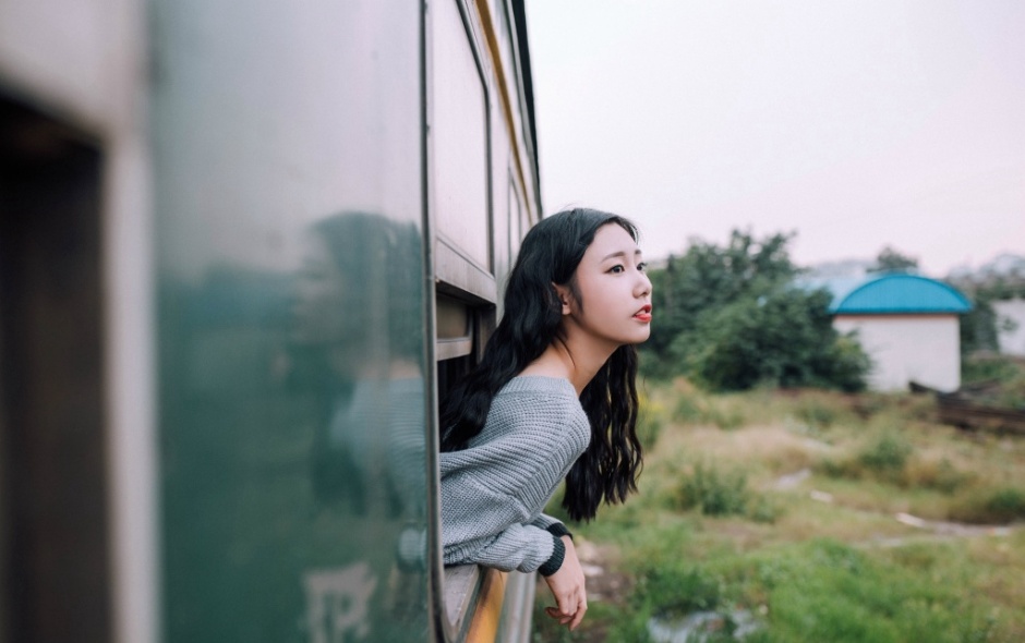 美胸女神顾籼大尺度性感人体图片