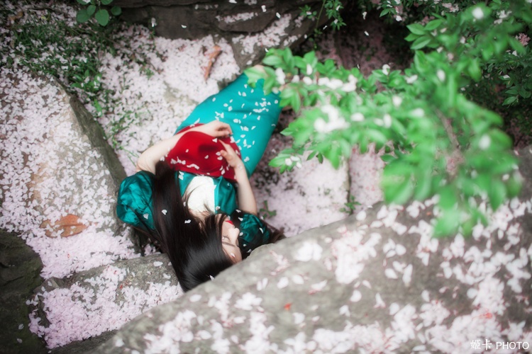 刚小希诱惑逼真人体艺术高清写真