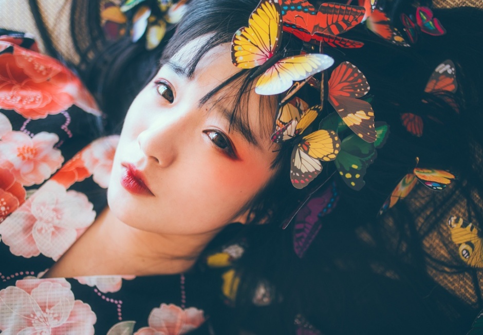 气质嫩模麦苹果yanni性感人体艺术写真