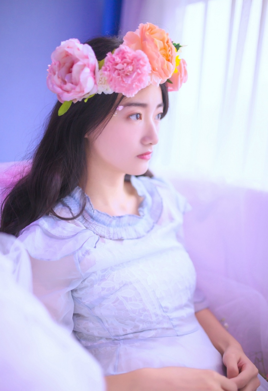 性感尤物闵妮Mily红色圣诞造型人体艺术写真