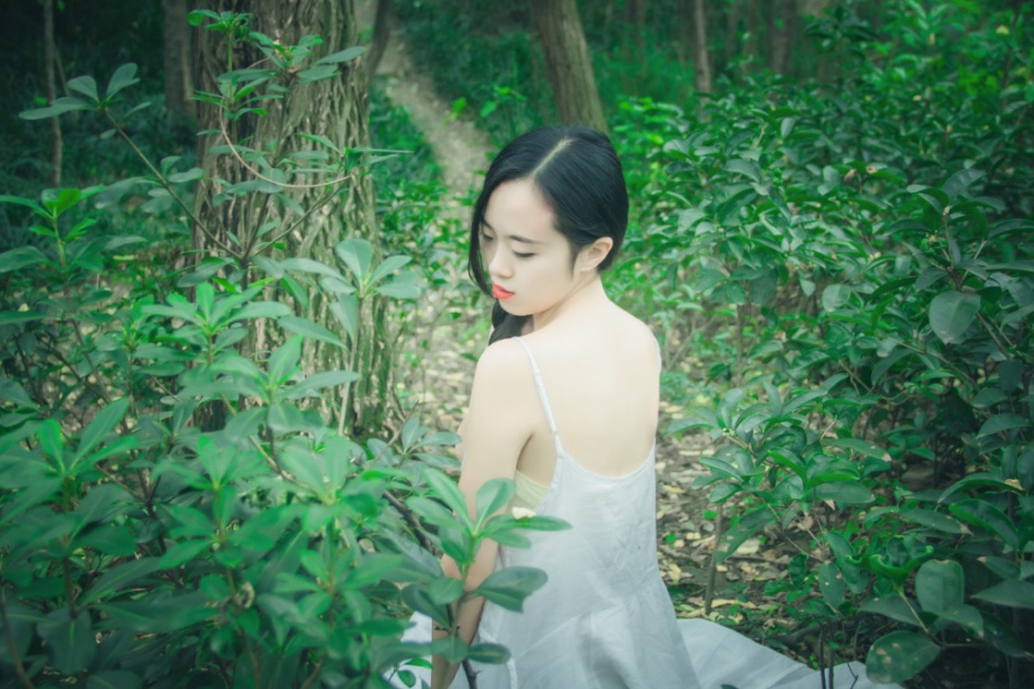 90后少女谢雨轩baby极品肥臀人体艺术图片